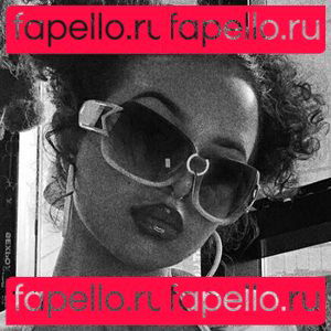 Yourlittlesuperstarr Onlyfans Photo Gallery 