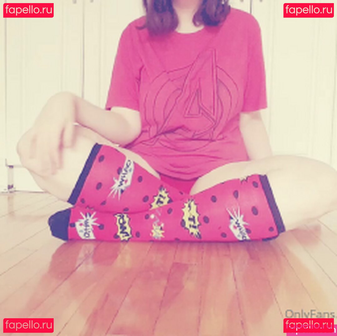 BoringKate / BoringNerdyKate / theboringkate Onlyfans Photo Gallery 