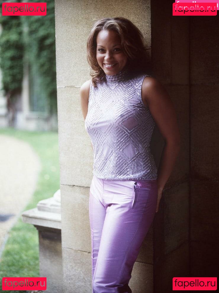 Angela Griffin Onlyfans Photo Gallery 