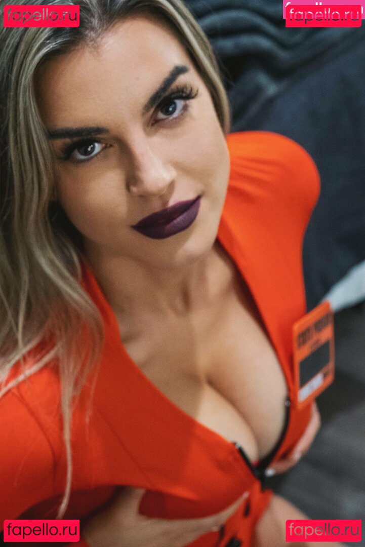 Aubernutter / Aubrey Nolan Onlyfans Photo Gallery 