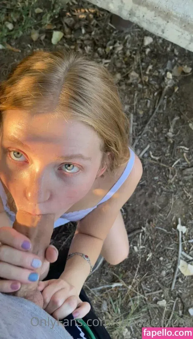 larameans Onlyfans Photo Gallery 