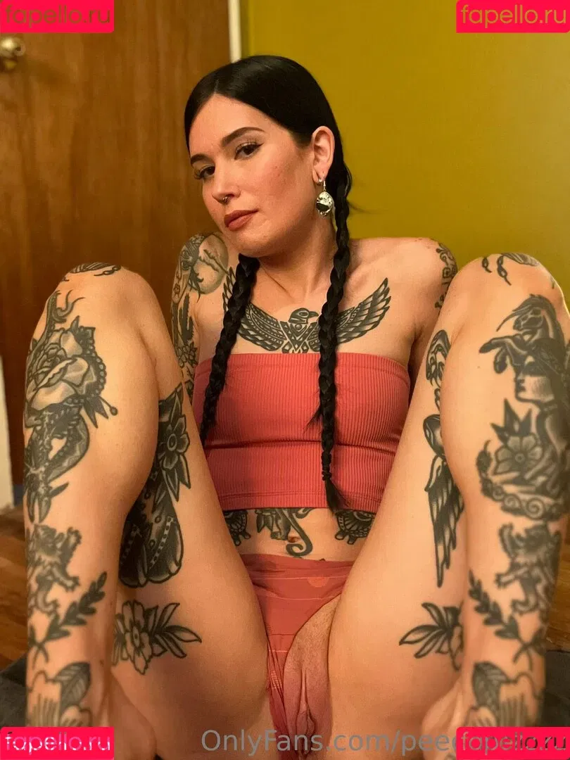 Peechfuzzzz Onlyfans Photo Gallery 
