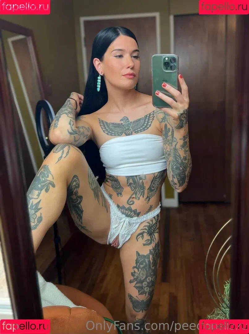Peechfuzzzz Onlyfans Photo Gallery 