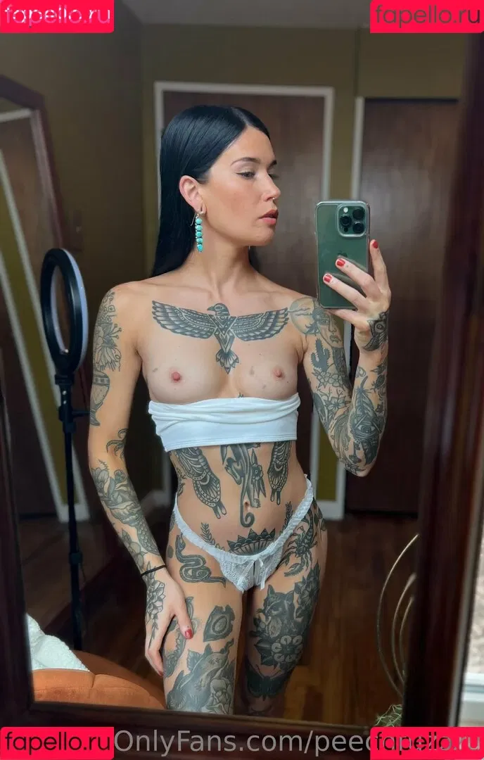 Peechfuzzzz Onlyfans Photo Gallery 