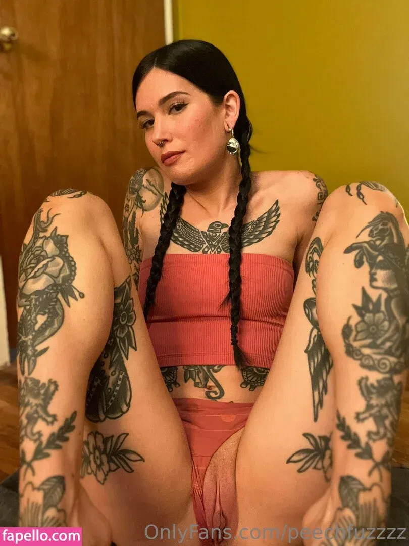 Peechfuzzzz Onlyfans Photo Gallery 