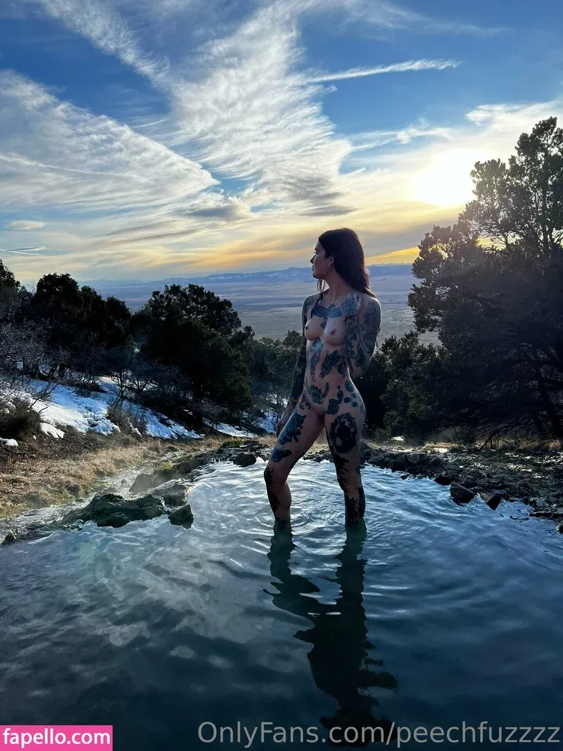 Peechfuzzzz Onlyfans Photo Gallery 