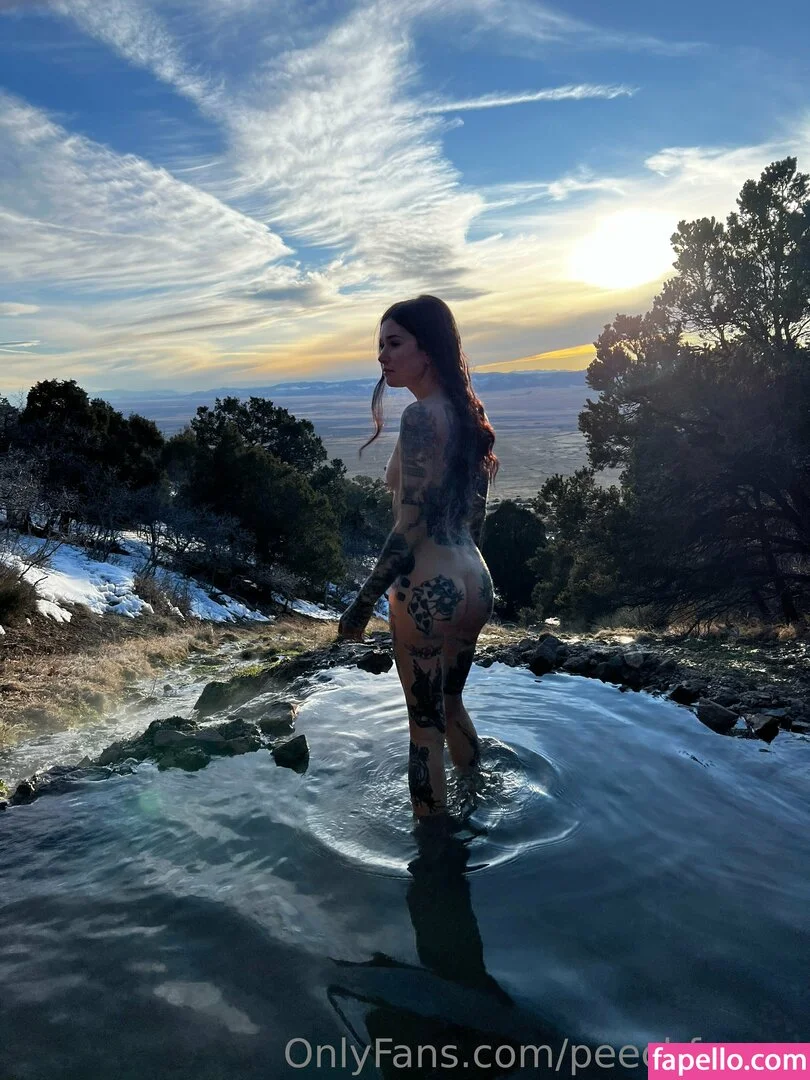 Peechfuzzzz Onlyfans Photo Gallery 