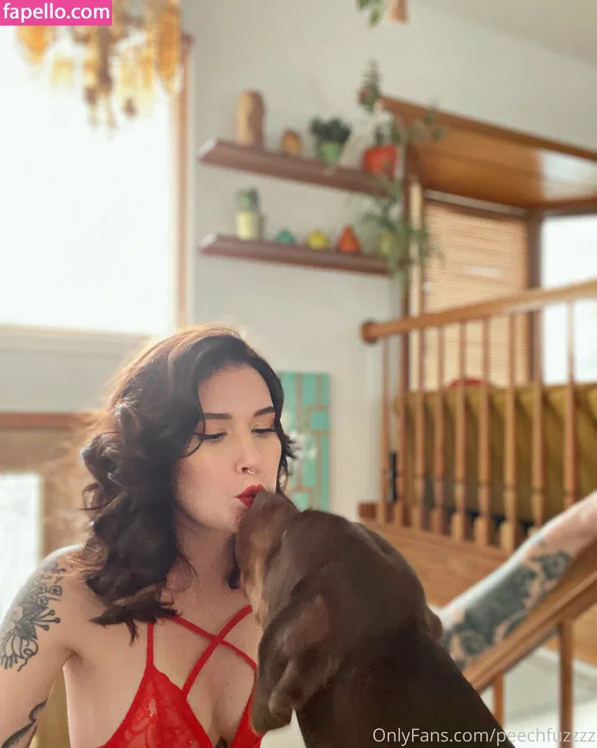 Peechfuzzzz Onlyfans Photo Gallery 