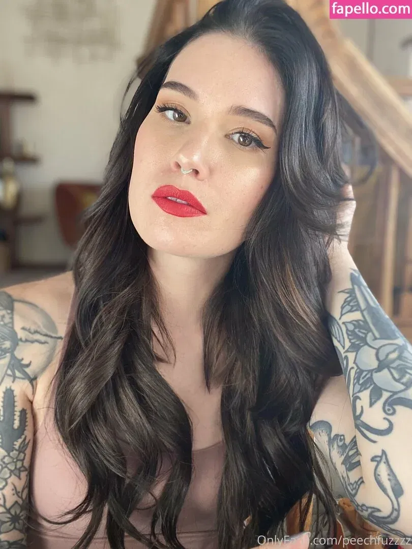 Peechfuzzzz Onlyfans Photo Gallery 