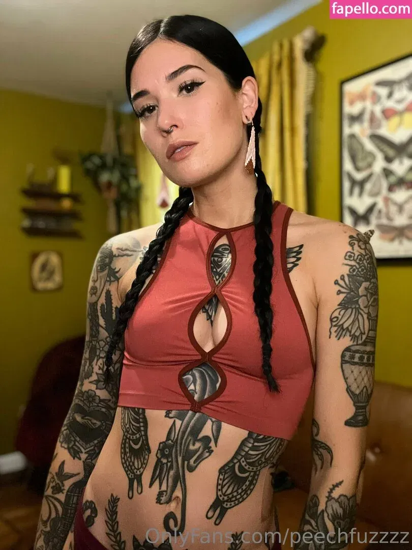 Peechfuzzzz Onlyfans Photo Gallery 