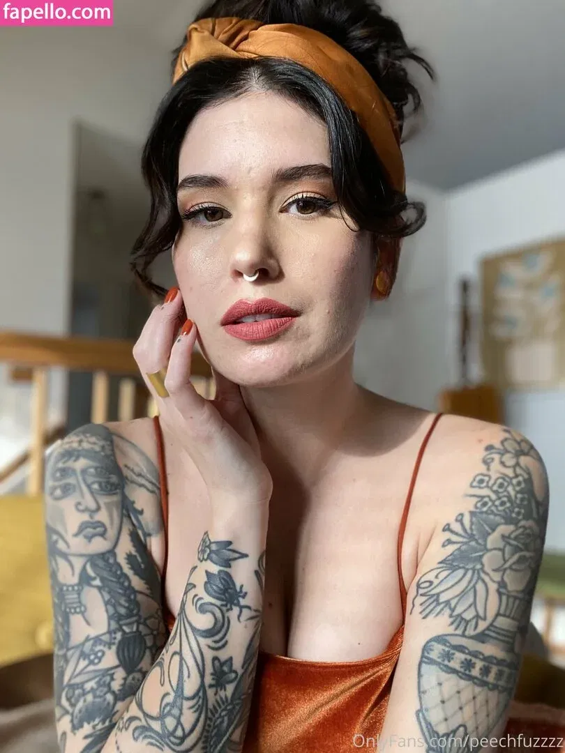 Peechfuzzzz Onlyfans Photo Gallery 