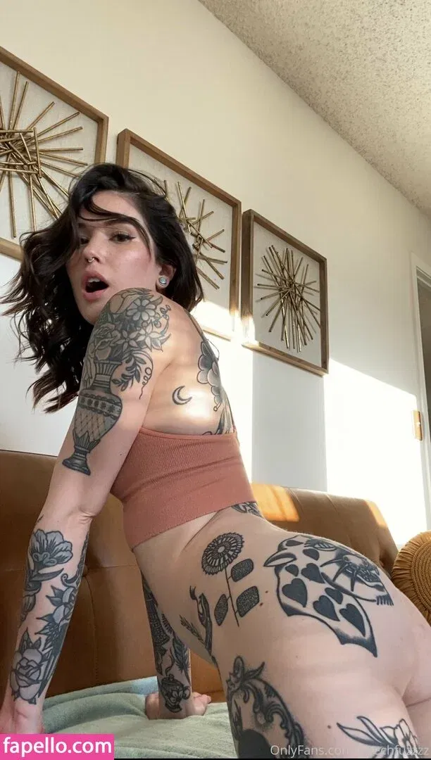 Peechfuzzzz Onlyfans Photo Gallery 