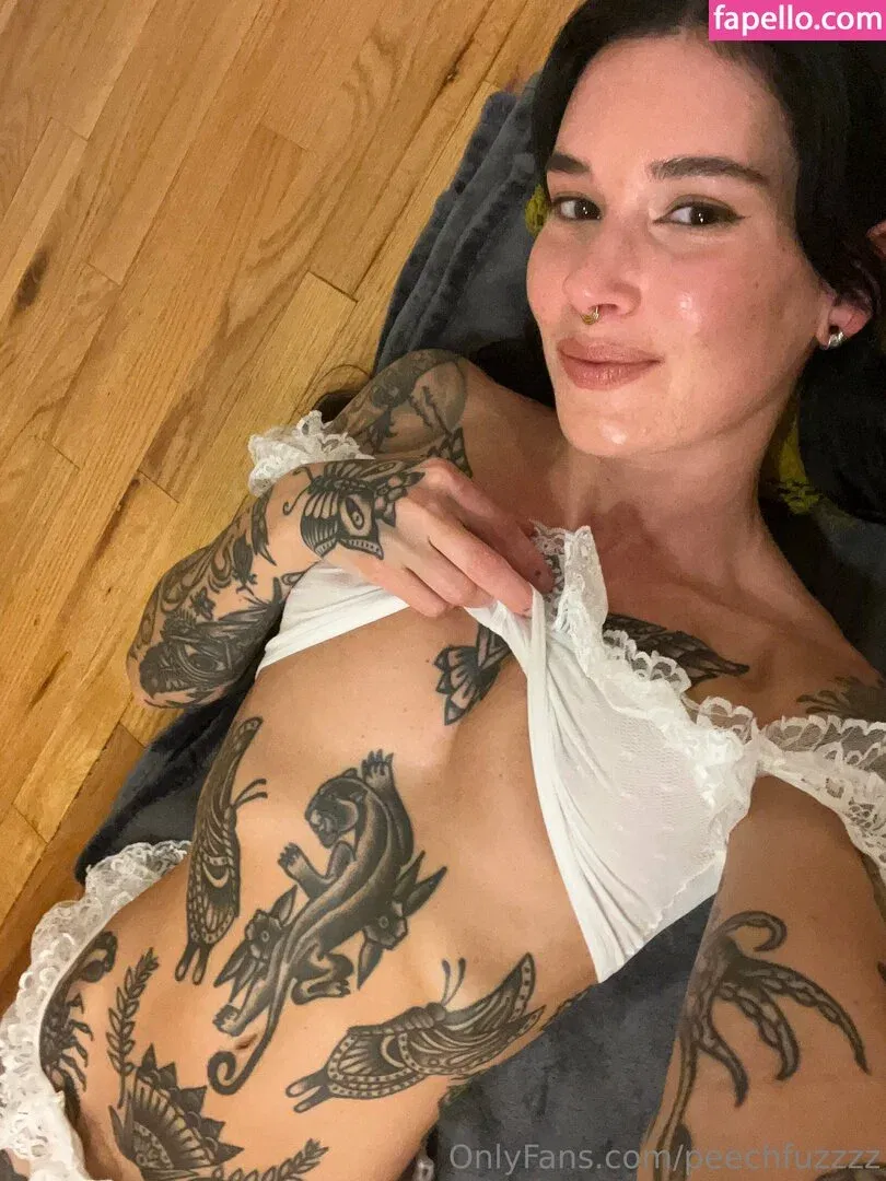 Peechfuzzzz Onlyfans Photo Gallery 