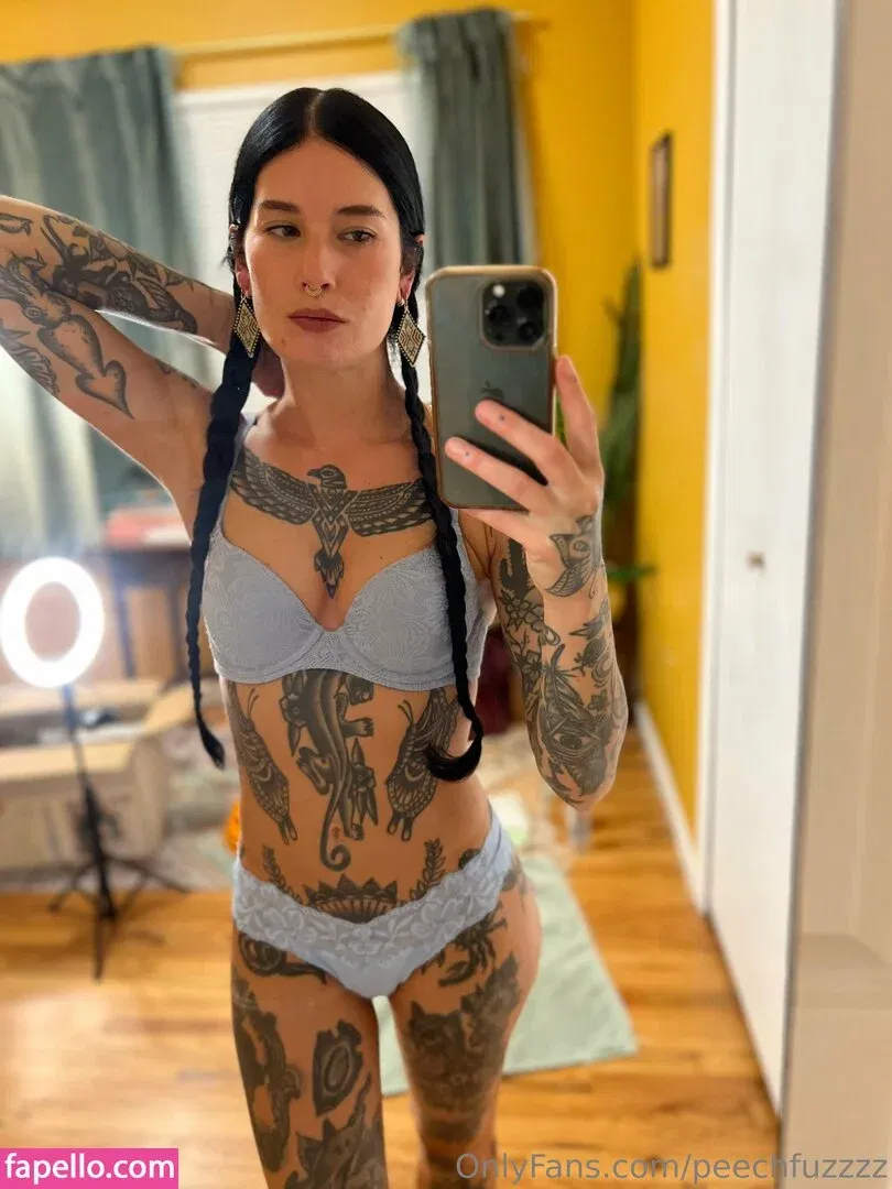 Peechfuzzzz Onlyfans Photo Gallery 