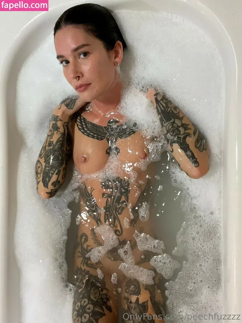 Peechfuzzzz Onlyfans Photo Gallery 