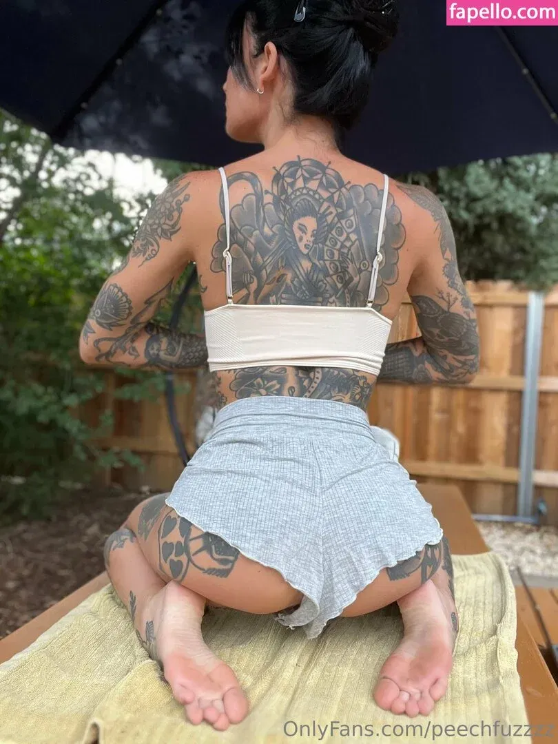 Peechfuzzzz Onlyfans Photo Gallery 