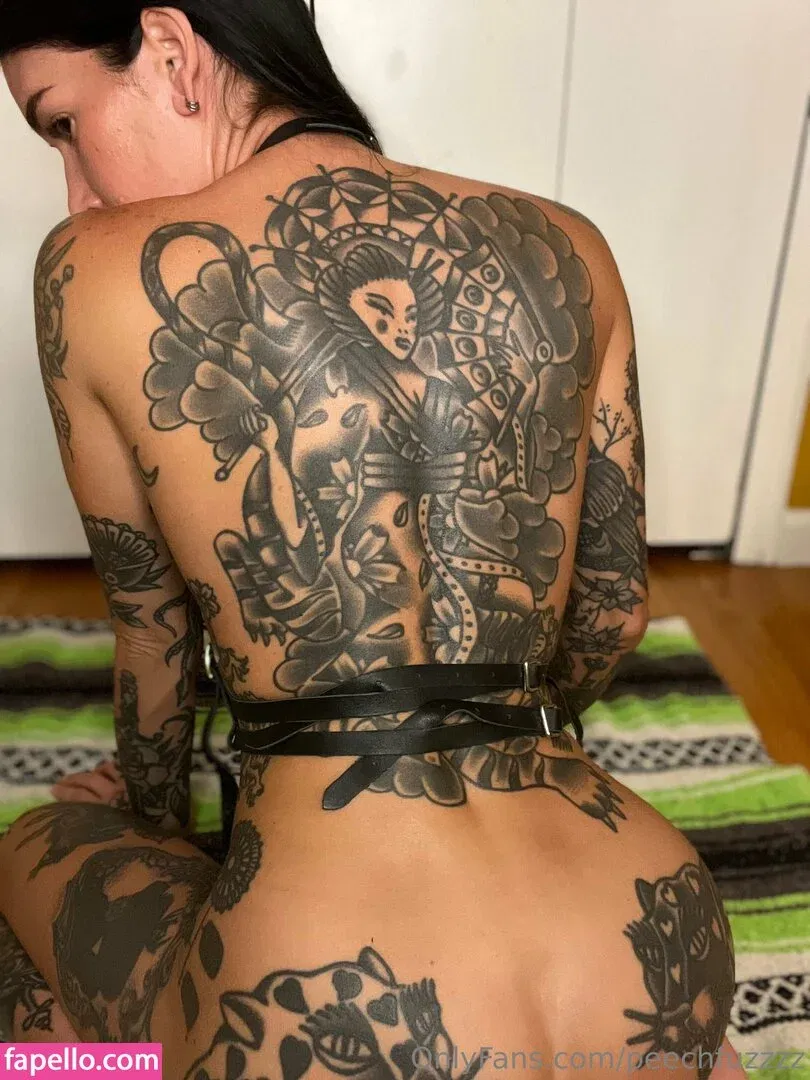 Peechfuzzzz Onlyfans Photo Gallery 