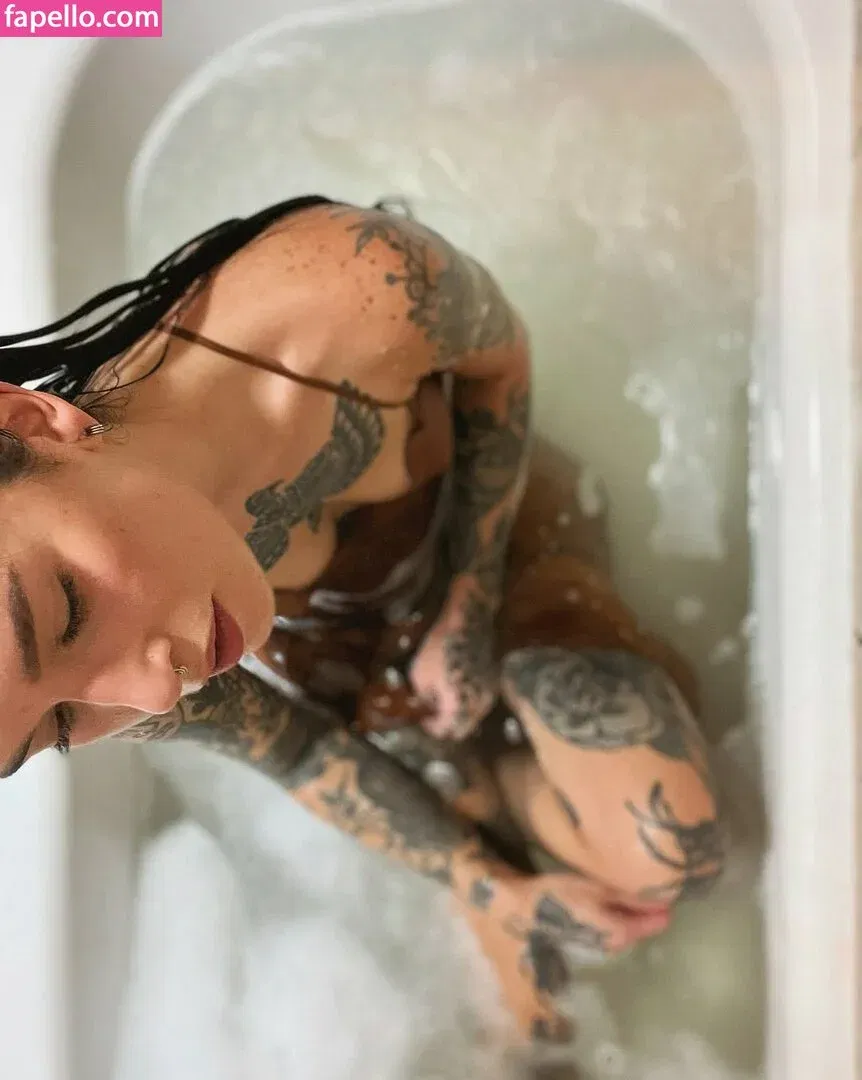 Peechfuzzzz Onlyfans Photo Gallery 