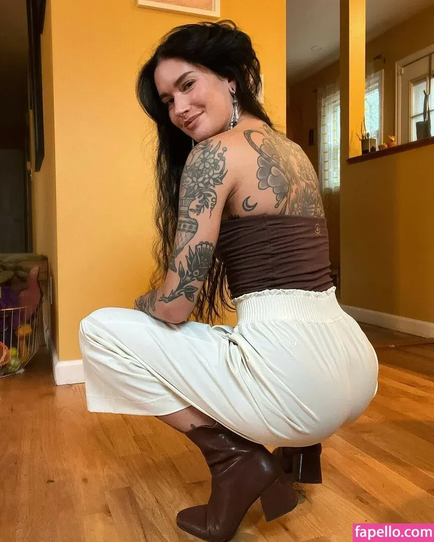 Peechfuzzzz Onlyfans Photo Gallery 