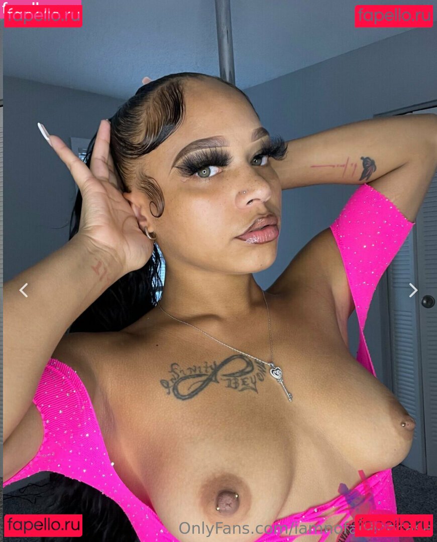 fleischmannova / iamnofacenocase Onlyfans Photo Gallery 