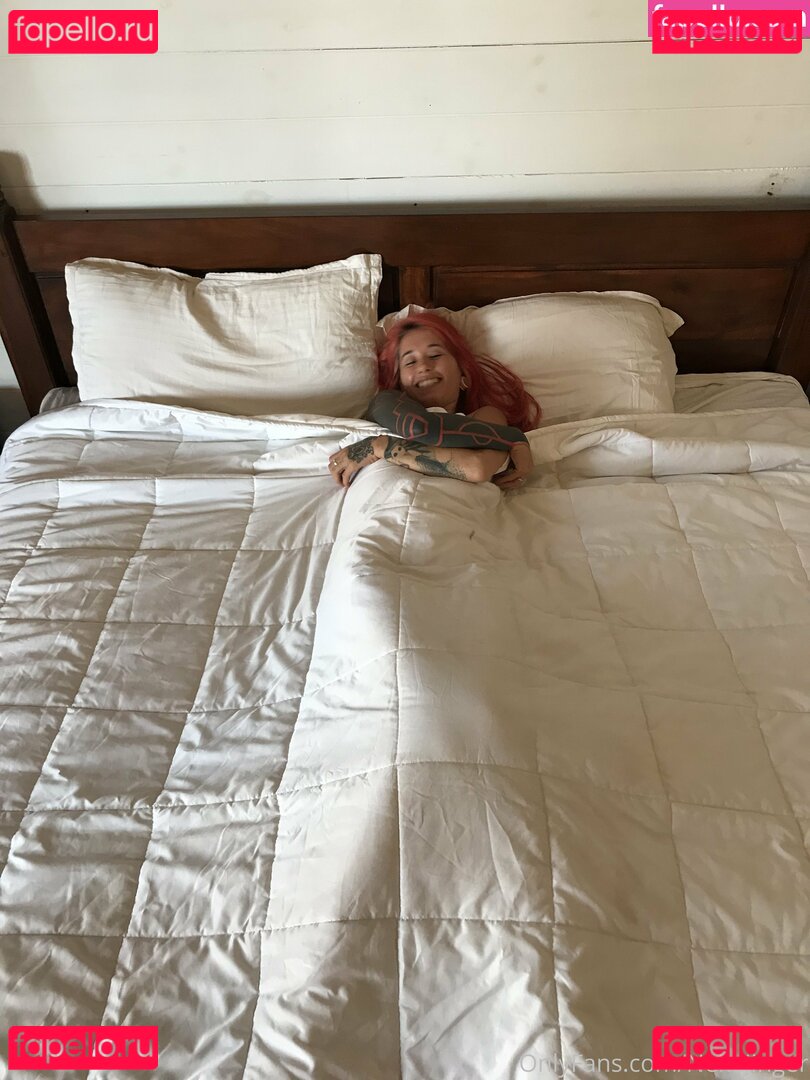 nora_redmain / noraredmain Onlyfans Photo Gallery 