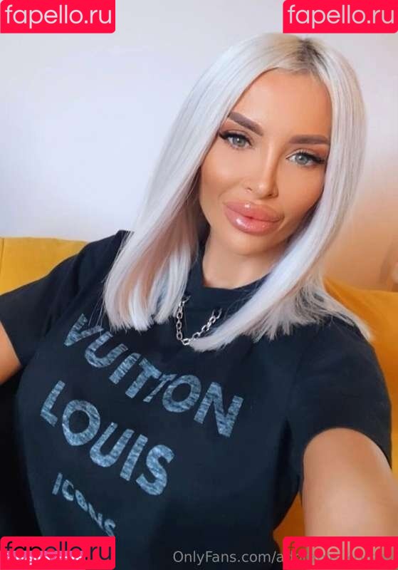 adorable_krystal Onlyfans Photo Gallery 