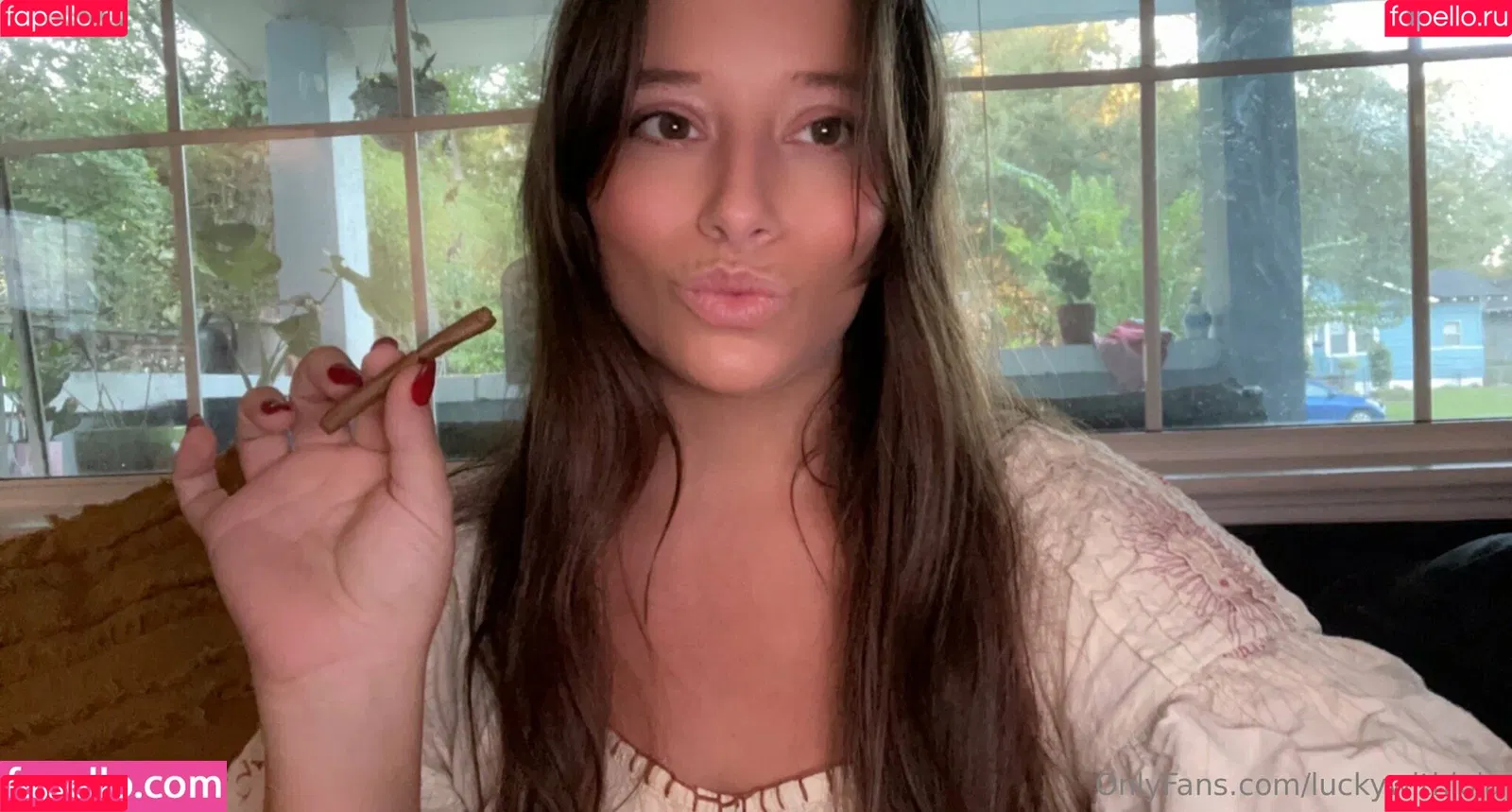 luckywithlola Onlyfans Photo Gallery 