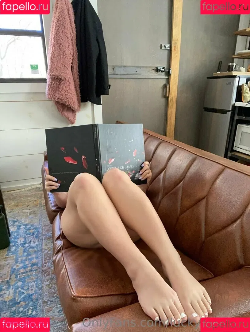 luckywithlola Onlyfans Photo Gallery 