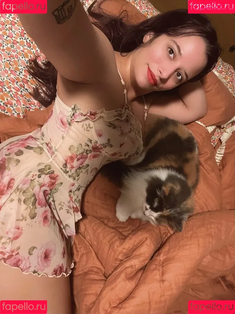 luckywithlola Onlyfans Photo Gallery 