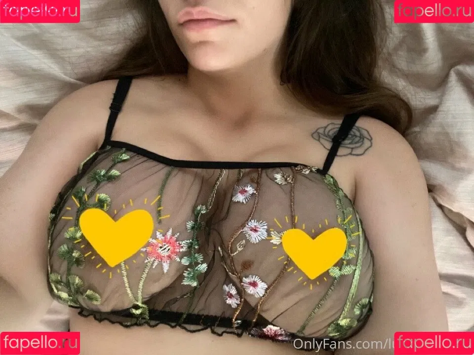 luckywithlola Onlyfans Photo Gallery 