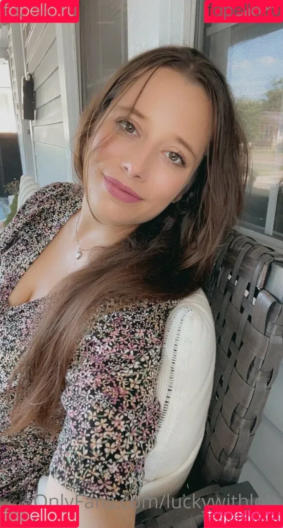 luckywithlola Onlyfans Photo Gallery 