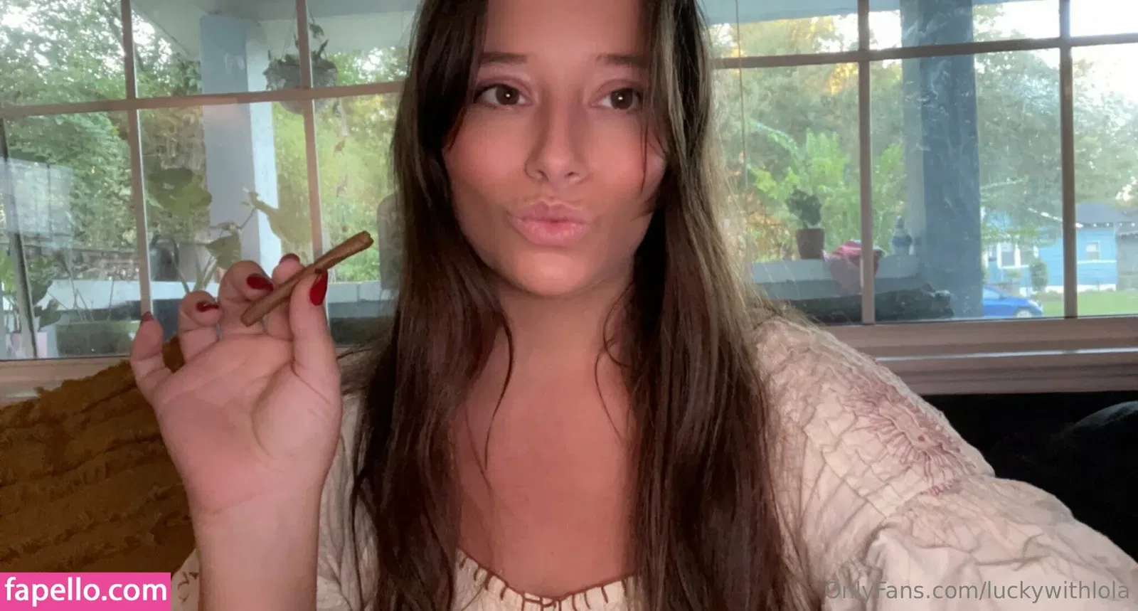 luckywithlola Onlyfans Photo Gallery 