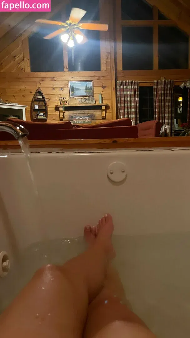 luckywithlola Onlyfans Photo Gallery 