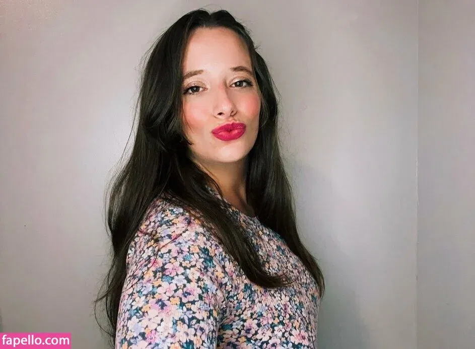 luckywithlola Onlyfans Photo Gallery 