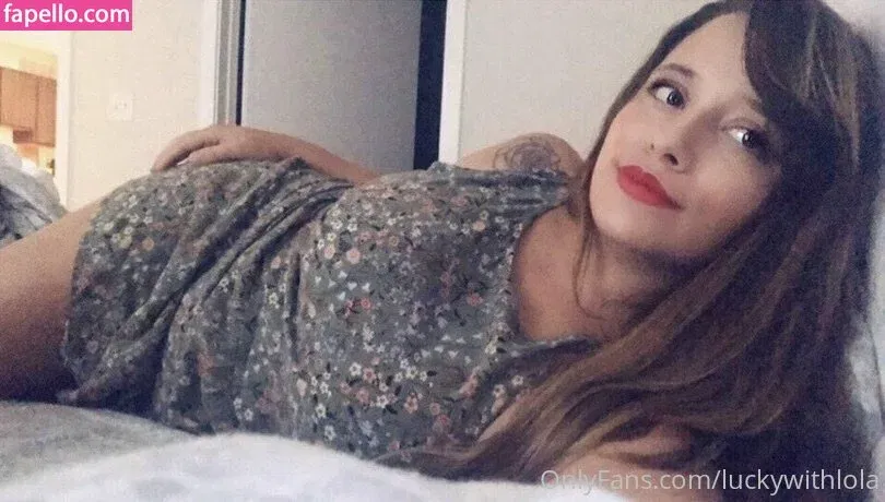 luckywithlola Onlyfans Photo Gallery 