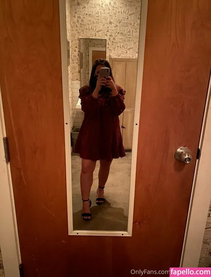 luckywithlola Onlyfans Photo Gallery 