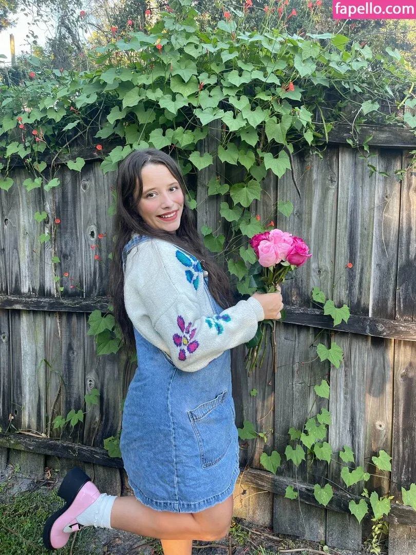 luckywithlola Onlyfans Photo Gallery 