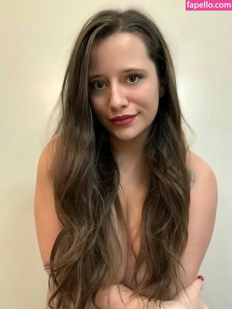 luckywithlola Onlyfans Photo Gallery 