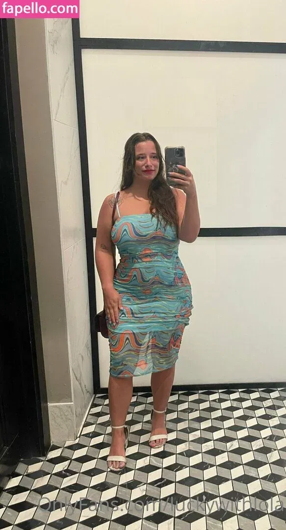 luckywithlola Onlyfans Photo Gallery 