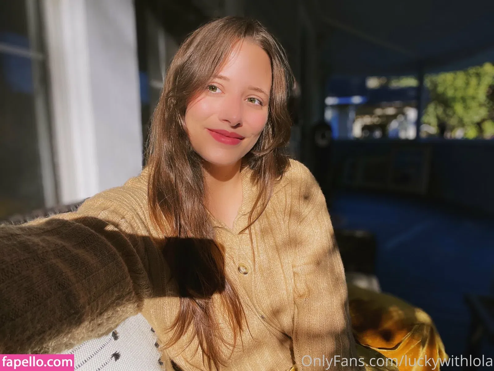 luckywithlola Onlyfans Photo Gallery 