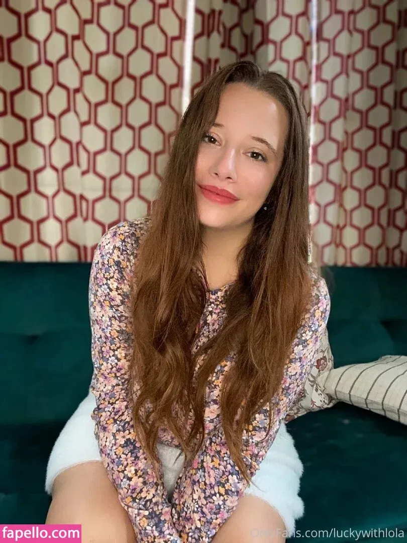 luckywithlola Onlyfans Photo Gallery 