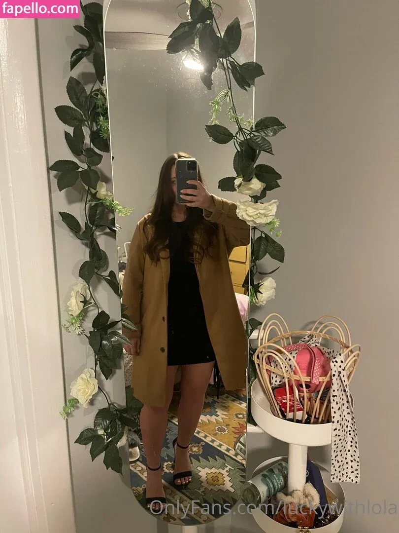 luckywithlola Onlyfans Photo Gallery 