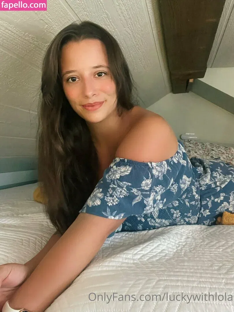 luckywithlola Onlyfans Photo Gallery 