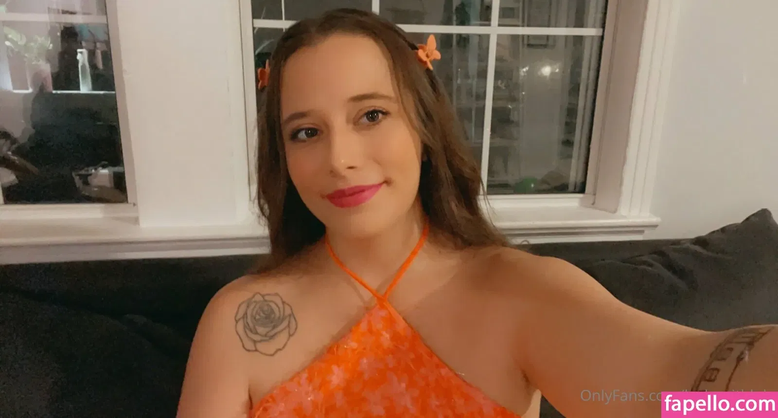 luckywithlola Onlyfans Photo Gallery 