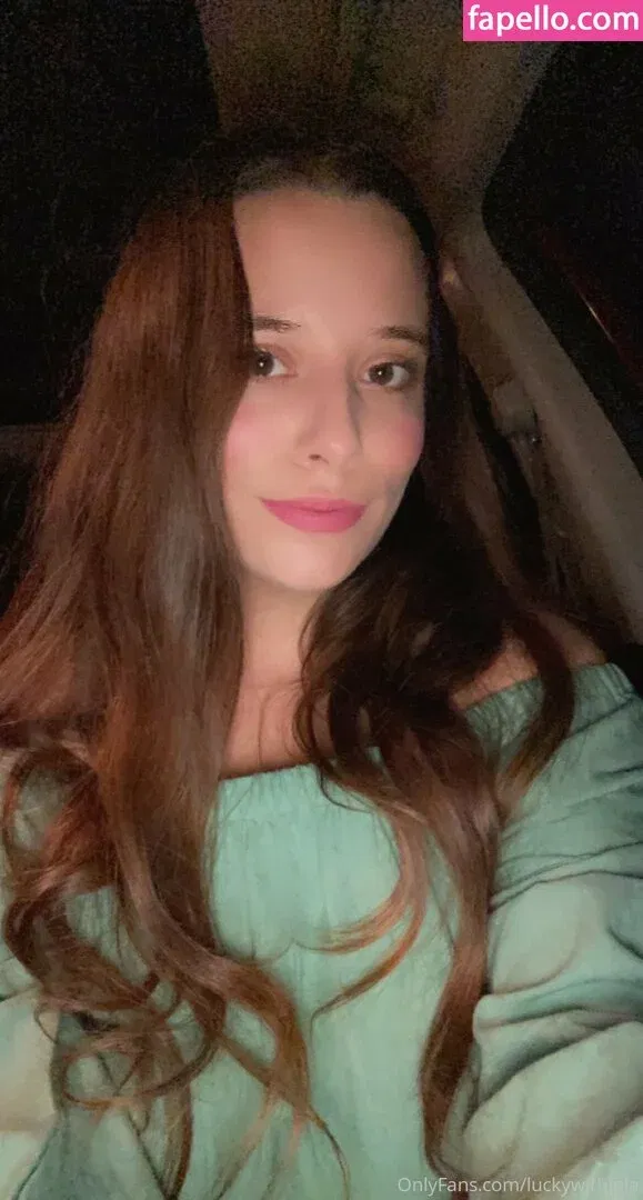 luckywithlola Onlyfans Photo Gallery 
