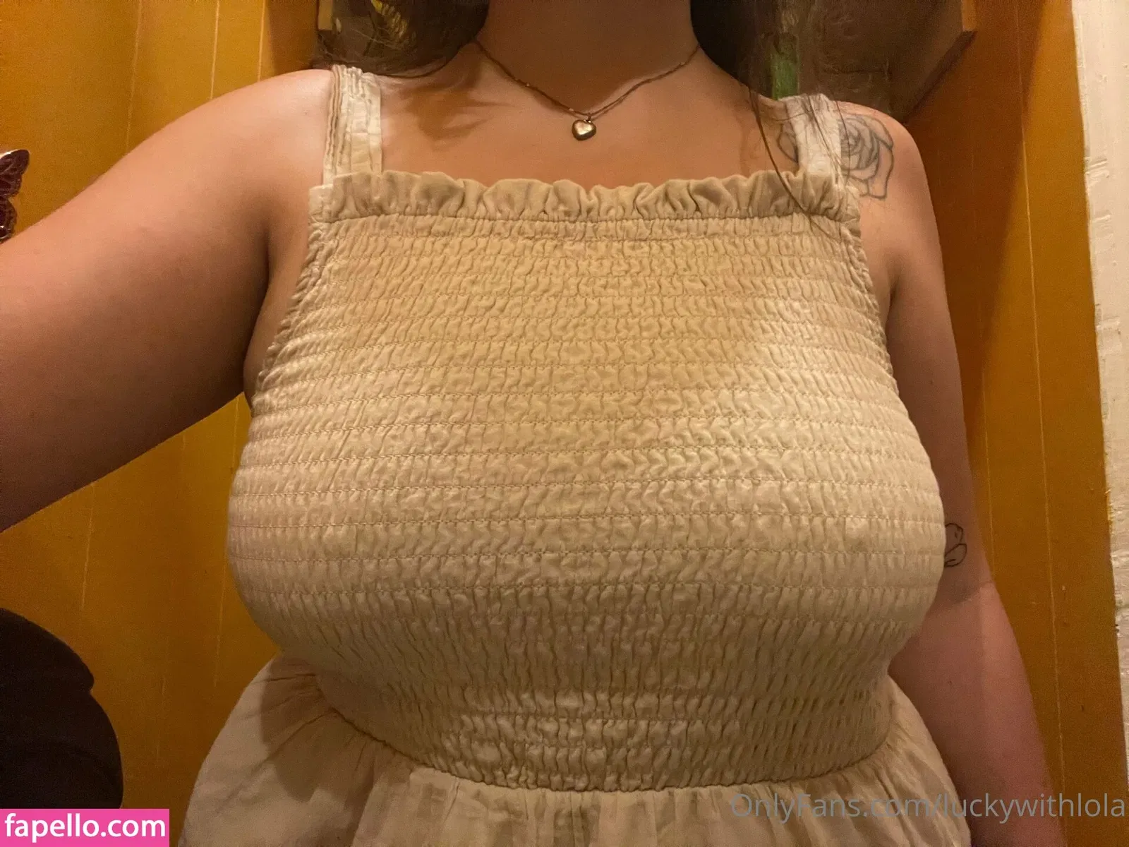 luckywithlola Onlyfans Photo Gallery 