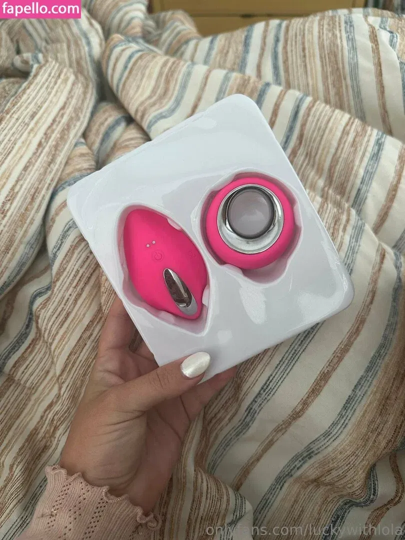 luckywithlola Onlyfans Photo Gallery 