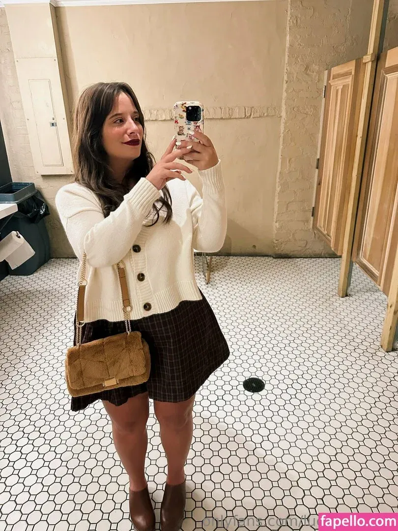 luckywithlola Onlyfans Photo Gallery 