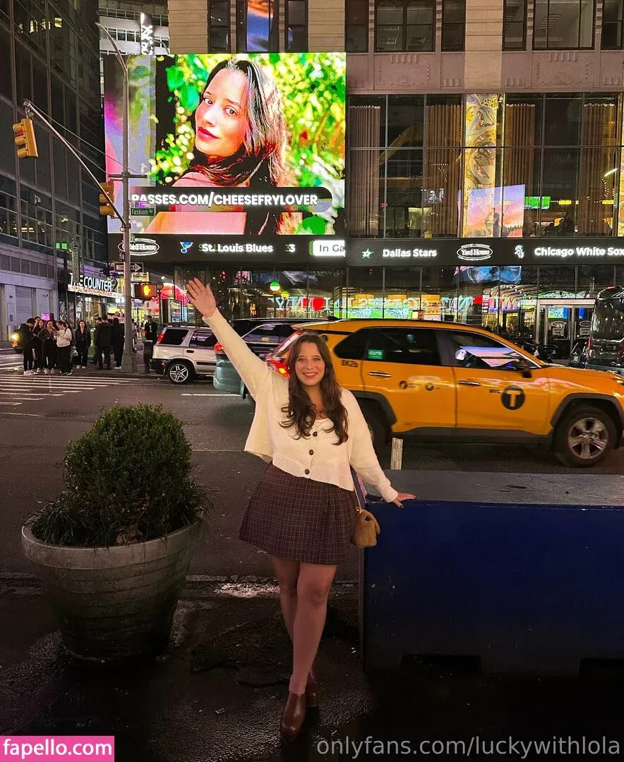 luckywithlola Onlyfans Photo Gallery 