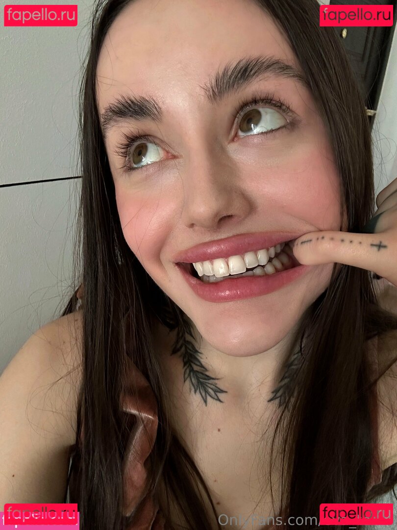 hfchjkb / resethealth.th Onlyfans Photo Gallery 